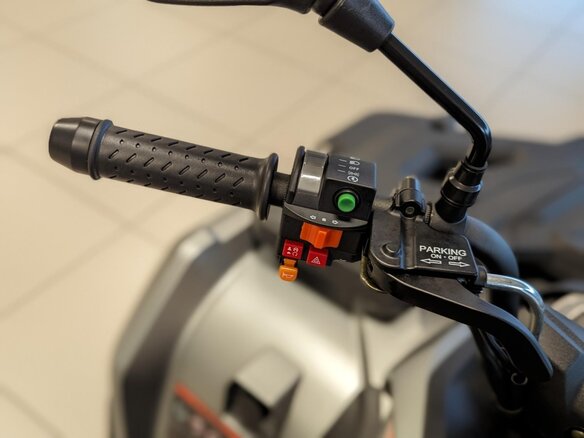 2026 Loncin XWolf 300 Max, серый, 485000 рублей - вид 9