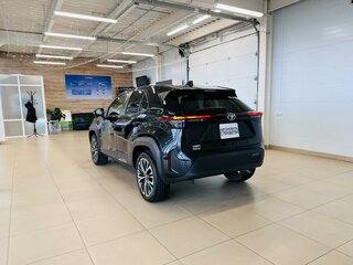 2022 Toyota Yaris Cross I, чёрный, 2279000 рублей, вид 4