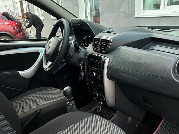 2018 Nissan Terrano III (D10), чёрный, 1490000 рублей - вид 13