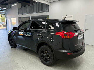 2013 Toyota RAV4 IV (XA40), чёрный, 1800000 рублей, вид 4