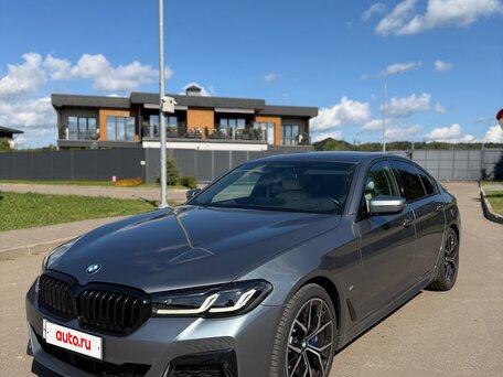 2021 BMW 5 серии 530i xDrive VII (G30/G31/G38) Рестайлинг, серый, 5870000 рублей, вид 1