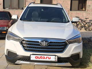 2018 FAW Besturn X80 I Рестайлинг, белый, 800000 рублей, вид 1