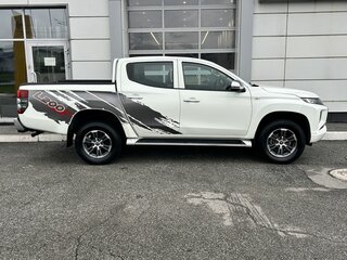 2021 Mitsubishi L200 V Рестайлинг, белый, 2600000 рублей, вид 5