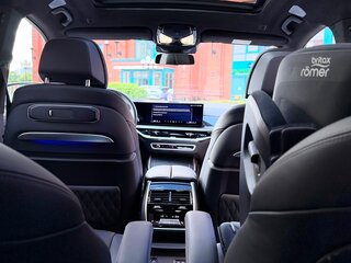 2023 BMW X7 M60i I (G07) Рестайлинг, серый, 15150000 рублей, вид 4