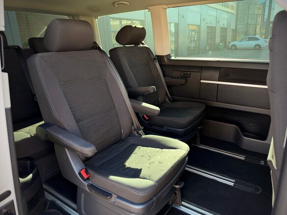 2020 Volkswagen Multivan T6 Рестайлинг, белый, 5990000 рублей - вид 10