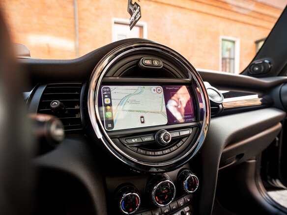 2020 Mini Hatch JCW III (F55/F56) Рестайлинг, чёрный, 3300000 рублей - вид 16