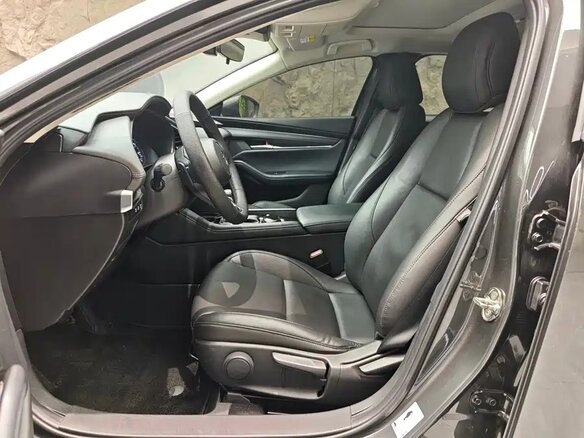 2021 Mazda 3 Axela IV (BP), серебристый, 1794000 рублей - вид 5