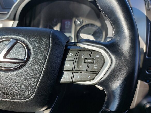 2016 Lexus GX 460 II Рестайлинг, белый, 3939000 рублей - вид 23