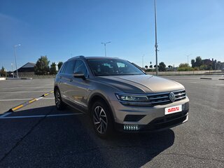 2018 Volkswagen Tiguan II, бежевый, 2190000 рублей, вид 4