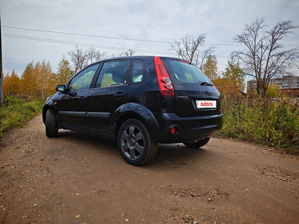 2007 Ford Fiesta Mk5, чёрный, 299900 рублей - вид 3