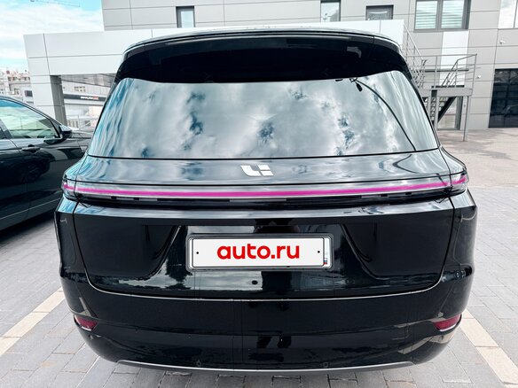 2024 Li Auto (Lixiang) L9 52.3 kWh I Рестайлинг, чёрный - вид 16