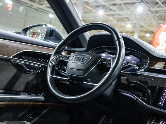 2019 Audi A8 50 TDI IV (D5), серый, 4849700 рублей - вид 14