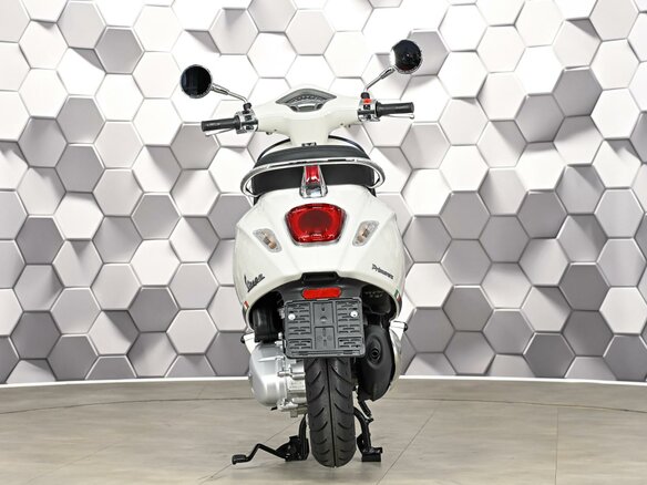 2023 Vespa Primavera, белый, 419000 рублей - вид 5