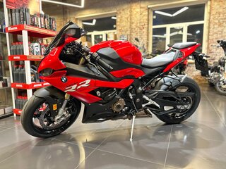 2020 BMW S 1000 RR, красный, 1570000 рублей, вид 1