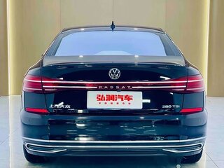 2023 Volkswagen Passat B8 Рестайлинг, чёрный, 1700666 рублей, вид 4