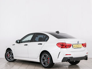 2022 BMW 1 серии 120i III (F52) Рестайлинг, белый, 2199000 рублей, вид 4