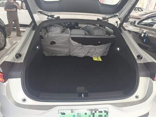 2026 Changan Qiyuan A06 28.39 kWh, серебристый, 2470000 рублей, вид 5