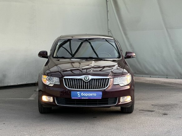2012 Skoda Superb II, красный, 1090000 рублей - вид 2