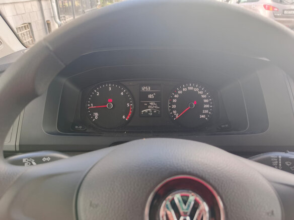 2015 Volkswagen Caravelle T6, серебристый - вид 8