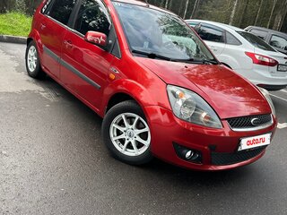 2008 Ford Fiesta Mk5, красный, 335000 рублей, вид 3