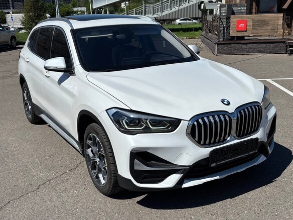 2022 BMW X1 Long 20Li sDrive II (F48) Рестайлинг, белый, 2500000 рублей - вид 1
