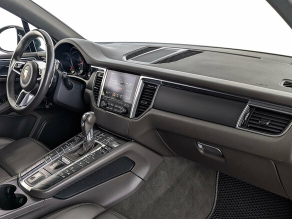 2018 Porsche Macan I, чёрный, 3730000 рублей - вид 12