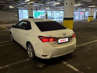 2013 Toyota Corolla XI (E160, E170, E180), белый, 856000 рублей, вид 3