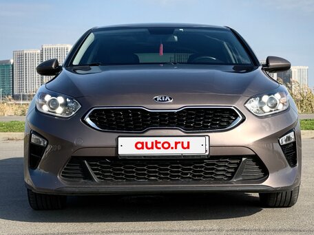 2018 Kia Ceed III, серый, 1590000 рублей, вид 2