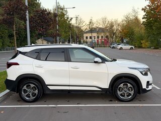 2022 Kia Seltos I, белый, 2790000 рублей, вид 2