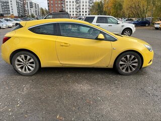 2012 Opel Astra GTC J Рестайлинг, жёлтый, 645000 рублей, вид 2