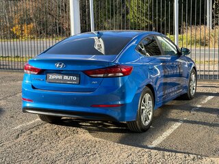 2017 Hyundai Elantra VI (AD), синий, 1759000 рублей, вид 4