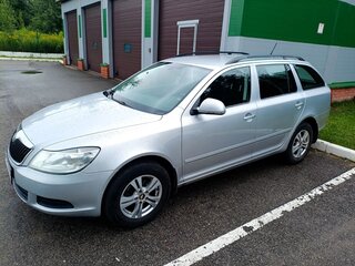 2013 Skoda Octavia II (A5) Рестайлинг, серебристый, 525000 рублей, вид 1