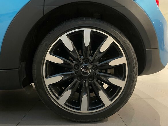 2016 Mini Hatch Cooper S III (F55/F56), синий, 2058000 рублей - вид 26