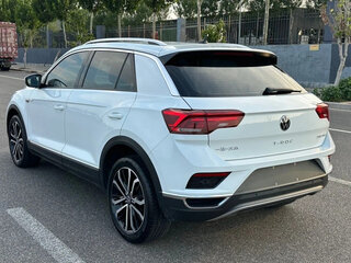 2022 Volkswagen T-Roc I (China Market), белый, 1685000 рублей, вид 5