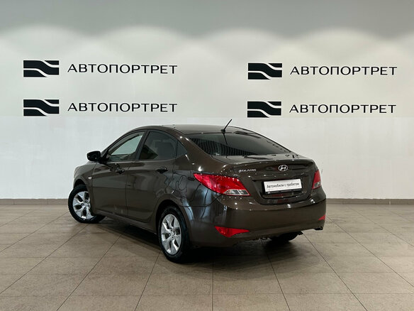 2016 Hyundai Solaris I Рестайлинг, коричневый - вид 2