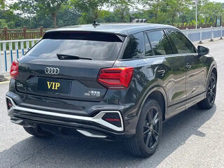 2023 Audi Q2 L 35 TFSI I Рестайлинг, чёрный, 2069001 рублей, вид 4