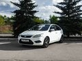 2009 Ford Focus II Рестайлинг, белый - вид 2
