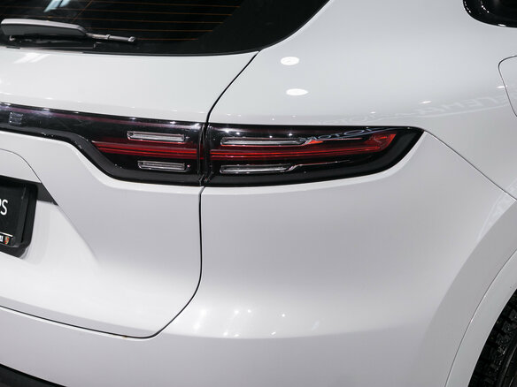 2018 Porsche Cayenne III, белый - вид 11