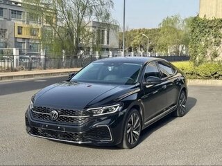 2022 Volkswagen Passat B8 Рестайлинг, чёрный, 1830000 рублей, вид 3