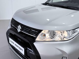 2025 Suzuki Vitara II Рестайлинг, серебристый, 4090000 рублей, вид 4