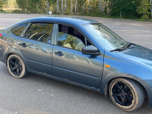 2014 Lada (ВАЗ) Granta I, серый, 300000 рублей - вид 3