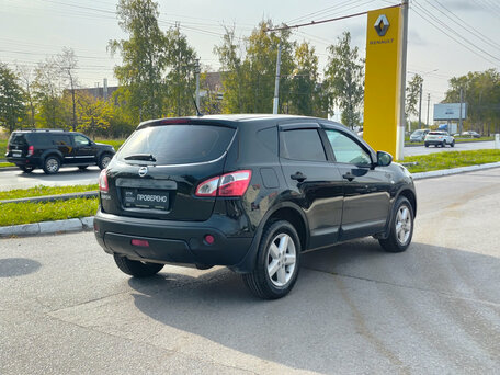 2013 Nissan Qashqai I Рестайлинг, чёрный, 634000 рублей, вид 5