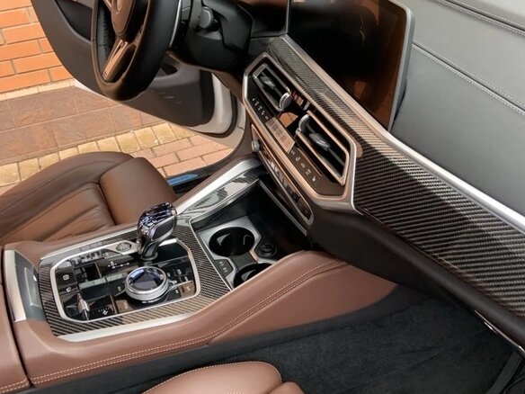 2021 BMW X6 30d III (G06), белый, 9310000 рублей - вид 10
