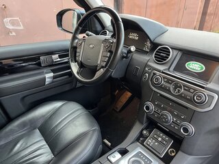 2015 Land Rover Discovery IV Рестайлинг, чёрный, 2600000 рублей, вид 5
