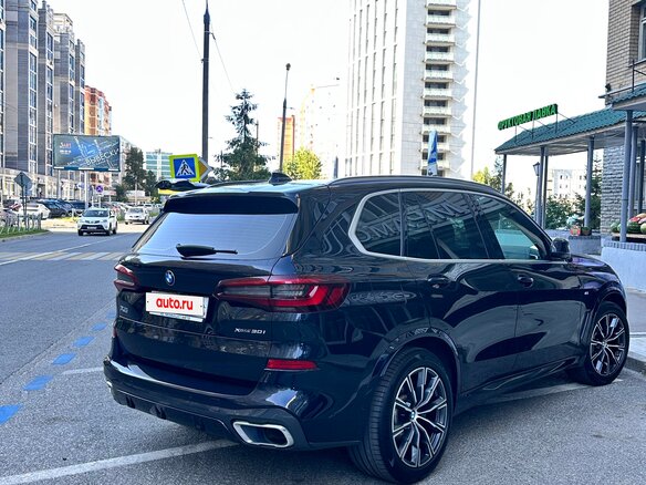 2021 BMW X5 30i IV (G05/G18), синий, 6500000 рублей - вид 14