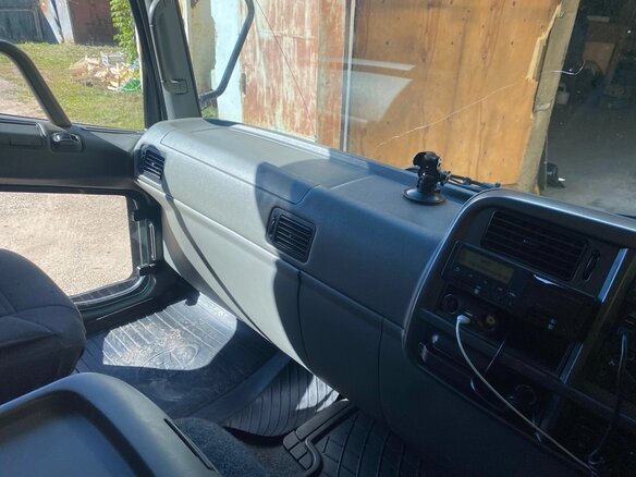 2005 Fuso (Mitsubishi) Fighter, белый, 2990000 рублей - вид 13