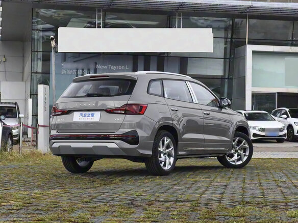2026 Jetta VA7, серый, 2320000 рублей - вид 3