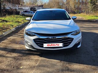 2022 Chevrolet Malibu IX Рестайлинг, белый, 1300000 рублей, вид 2