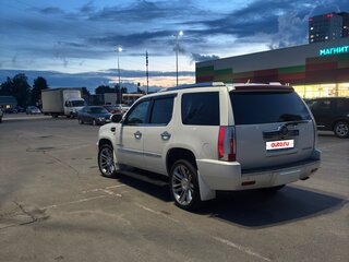 2008 Cadillac Escalade III, бежевый, 1650000 рублей, вид 4
