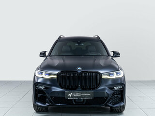 2022 BMW X7 30d I (G07), чёрный, 8800000 рублей, вид 2